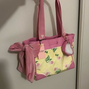 Retro Juicy Cherry Daydreamer Tote 🍒